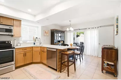 51 Foxwood Court Ondo, Bedminster Township, NJ 07921 - Photo 8