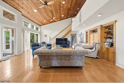 481 E Freehold Rd, Freehold Township, NJ 07728 - Photo 10
