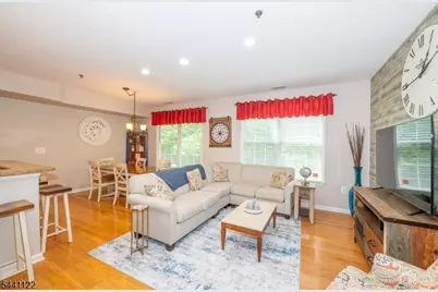 30-08 Federal Hill Rd #8, Pompton Lakes, NJ 07442 - Photo 10