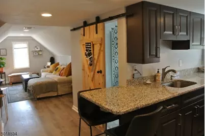 11 Delaware Pl #3, Bloomfield, NJ 07003 - Photo 4