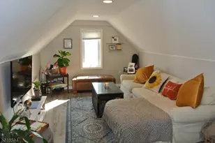 11 Delaware Pl, Bloomfield, NJ 07003 - Photo 6