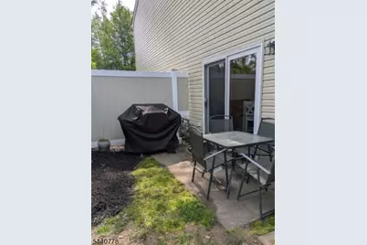 72 Gettysburg Way, Lincoln Park, NJ 07035 - Photo 14