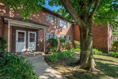 206 Main St #42A, Millburn, NJ 07041 - Photo 2