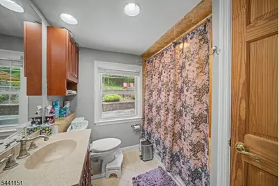 102 E. Belleview Avenue, Butler, NJ 07405 - Photo 10