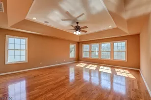 16 Commanders Ct, Totowa, NJ 07512 - Photo 26