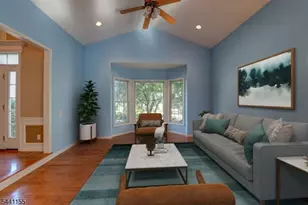 16 Commanders Ct, Totowa, NJ 07512 - Photo 4