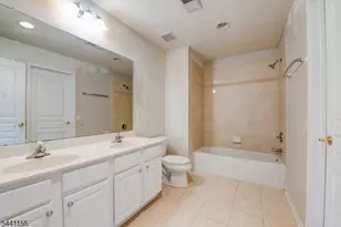 16 Commanders Ct, Totowa, NJ 07512 - Photo 32