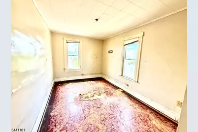 242 Filmore St, Phillipsburg, NJ 08865 - Photo 14