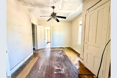 242 Filmore St, Phillipsburg, NJ 08865 - Photo 12