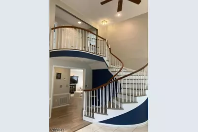 150 Smoke Rise Rd, Bedminster Township, NJ 07921 - Photo 6