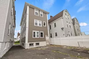 46 Headley Terrace, Irvington, NJ 07111 - Photo 2