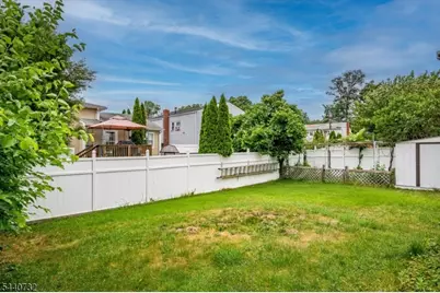 2300 Desisto Dr, Rahway, NJ 07065 - Photo 34