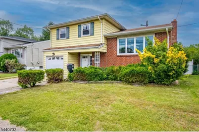 2300 Desisto Dr, Rahway, NJ 07065 - Photo 2