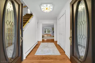 10 Mountain View Dr, Chester, NJ 07930 - Photo 4