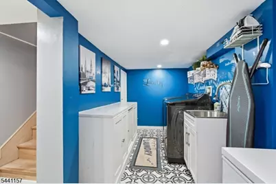566 E Woodbridge Ave, Woodbridge Township, NJ 07001 - Photo 28