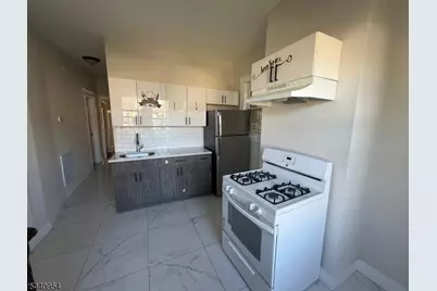 26 Leo Pl #2, Newark, NJ 07108 - Photo 4