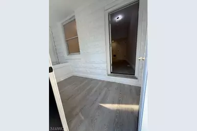 241 Hawthorne Ave, Newark, NJ 07112 - Photo 10