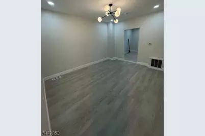 241 Hawthorne Ave, Newark, NJ 07112 - Photo 6