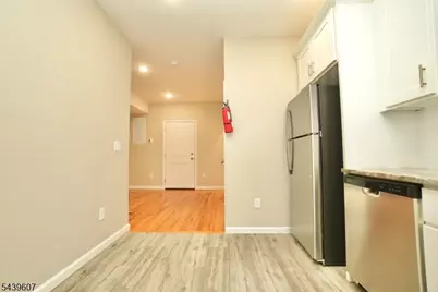 154 Garside St Unit #2, Newark, NJ 07104 - Photo 4