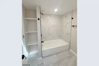 392 S 9th Street, Newark, NJ 07103 - Photo 16