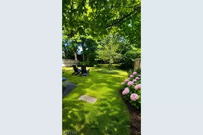 42 Gates Ave, Montclair, NJ 07042 - Photo 8