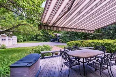28 Saw Mill Rd, Warren Township, NJ 07059 - Photo 30