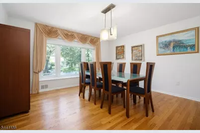 11 Buffalo Run, East Brunswick Township, NJ 08816 - Photo 6
