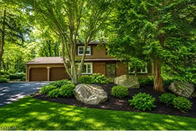 11 Buffalo Run, East Brunswick Township, NJ 08816 - Photo 2
