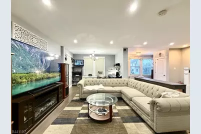 2076 Berwyn St, Union Township, NJ 07083 - Photo 14