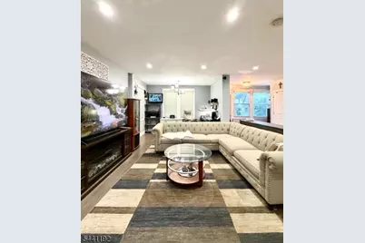 2076 Berwyn St, Union Township, NJ 07083 - Photo 16