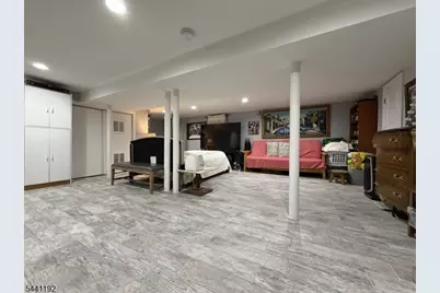 2076 Berwyn St, Union Township, NJ 07083 - Photo 38