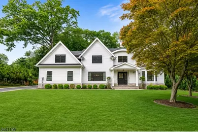 526 Track Ln, River Vale Township, NJ 07675 - Photo 2