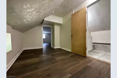 14 W Main St Apt A, Clinton, NJ 08809 - Photo 18