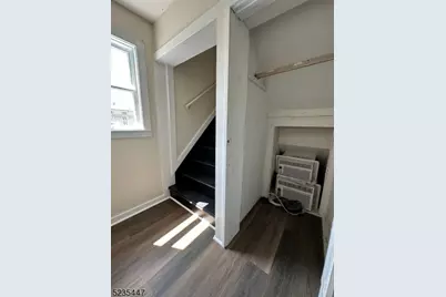 14 W Main St Apt A, Clinton, NJ 08809 - Photo 12
