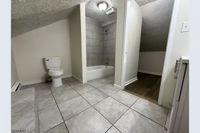 14 W Main St Apt A, Clinton, NJ 08809 - Photo 20
