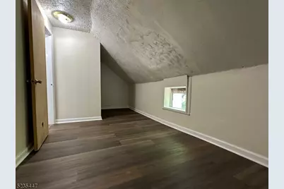 14 W Main St Apt A, Clinton, NJ 08809 - Photo 16