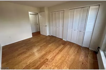101 Reading Cir, Bridgewater, NJ 08807 - Photo 12