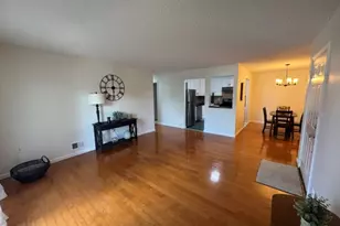 101 Reading Cir, Bridgewater, NJ 08807 - Photo 4