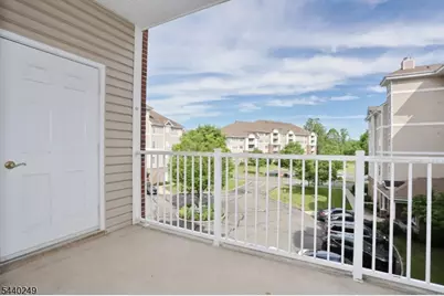 8208 Warrens Way, Wanaque, NJ 07465 - Photo 14