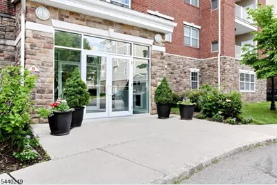 8208 Warrens Way, Wanaque, NJ 07465 - Photo 2