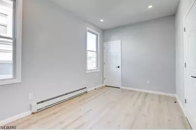 34 Millington Ave #1, Newark, NJ 07108 - Photo 6
