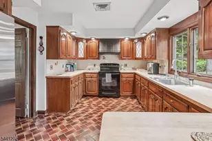 14 Saddle River Ro, Woodcliff Lake, NJ 07677 - Photo 16