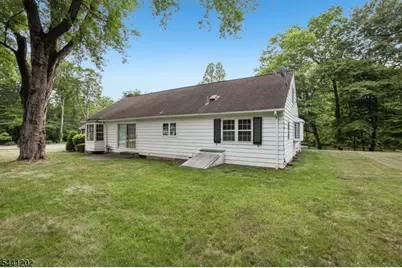14 Saddle River Ro, Woodcliff Lake, NJ 07677 - Photo 36