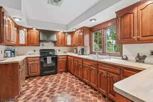 14 Saddle River Ro, Woodcliff Lake, NJ 07677 - Photo 14