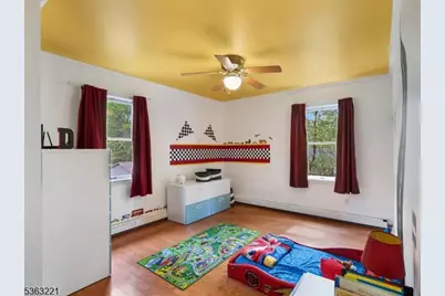 4 Grove St, Hampton Township, NJ 07860 - Photo 14