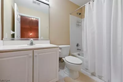233 Patriot Hill Dr, Bernards Township, NJ 07920 - Photo 12
