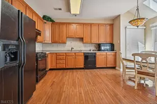 233 Patriot Hill Dr, Bernards Township, NJ 07920 - Photo 6