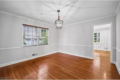 11 Wordsworth Rd, Millburn, NJ 07078 - Photo 18
