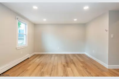 43 New St, Montclair, NJ 07042 - Photo 6