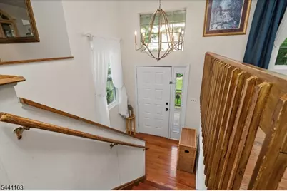 15 Rhea Run, Hampton Township, NJ 07860 - Photo 4